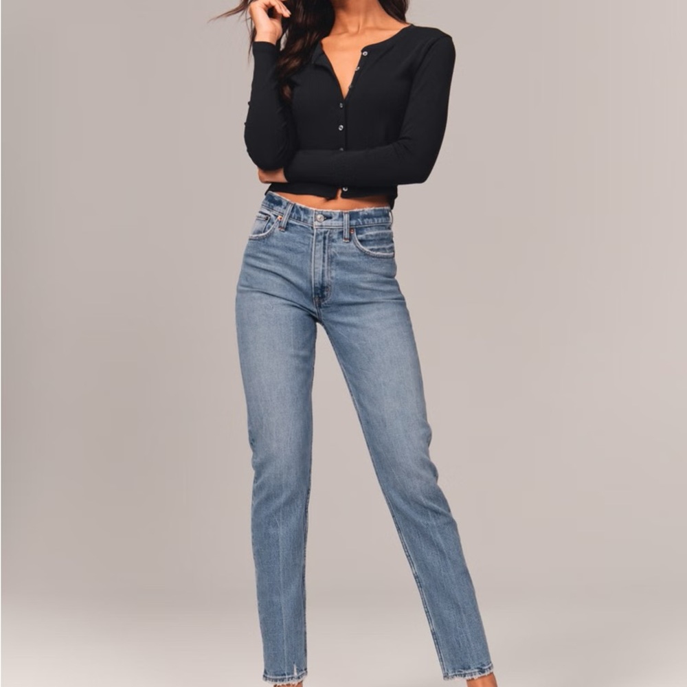 A&F high rise medium wash mom jeans